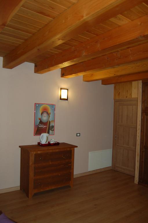 Il Nocciolo Bed and Breakfast Bard Exterior foto