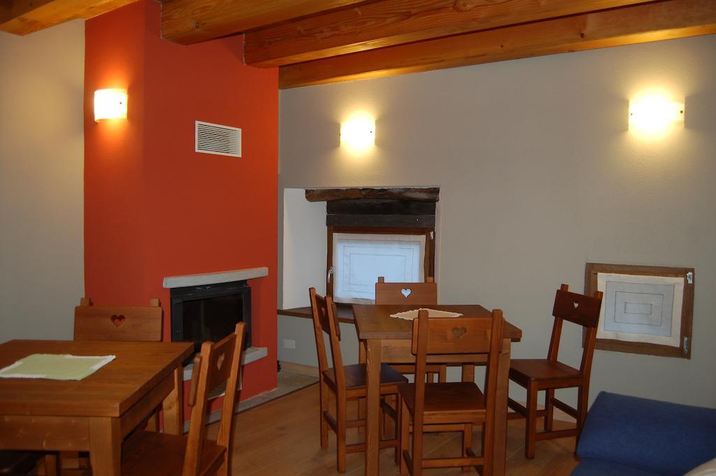 Il Nocciolo Bed and Breakfast Bard Exterior foto