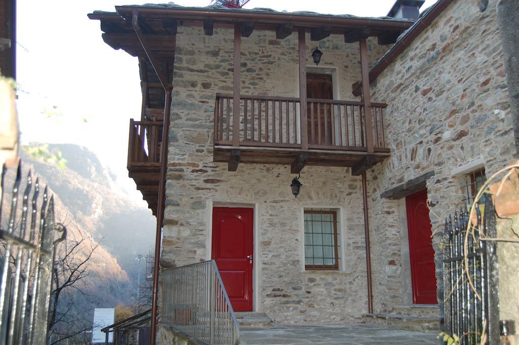 Il Nocciolo Bed and Breakfast Bard Exterior foto